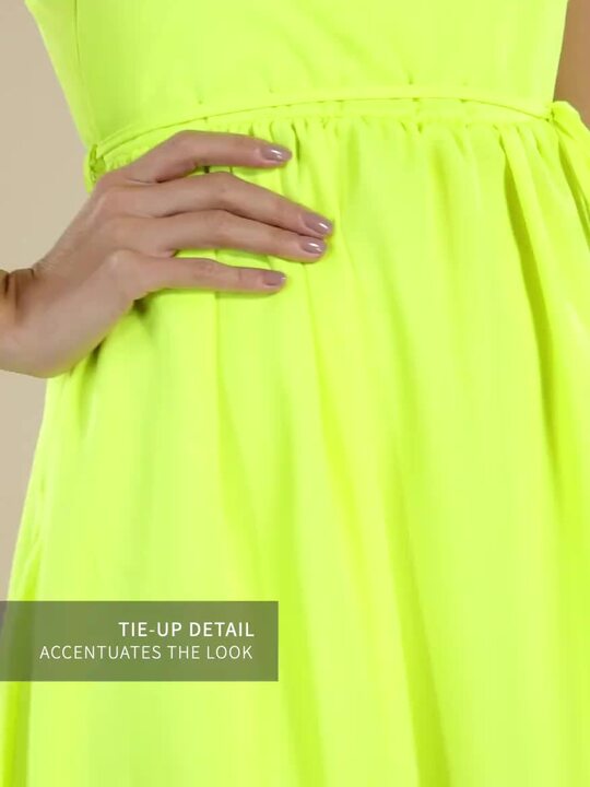 Buy Boohoo Lime Green Pleated Maxi Dress - Dresses for Women 20957306 |  Myntra