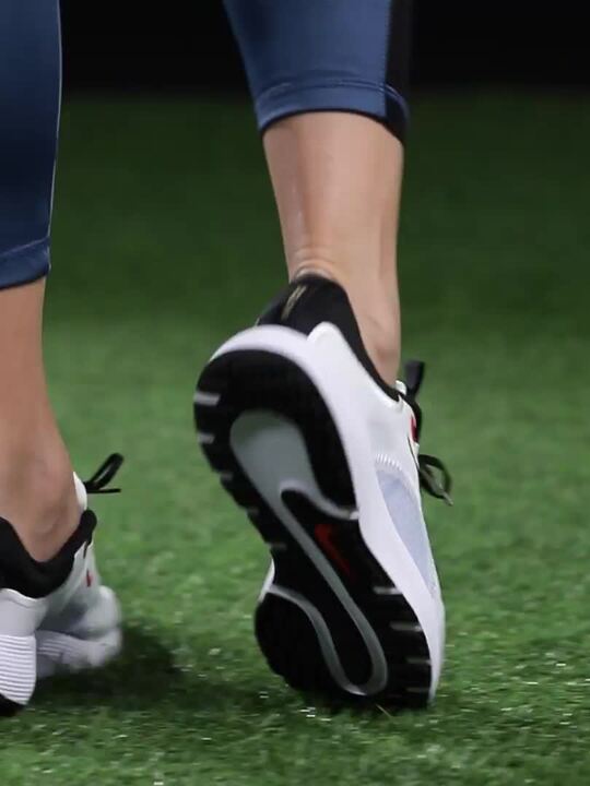 nike react escape run on feet