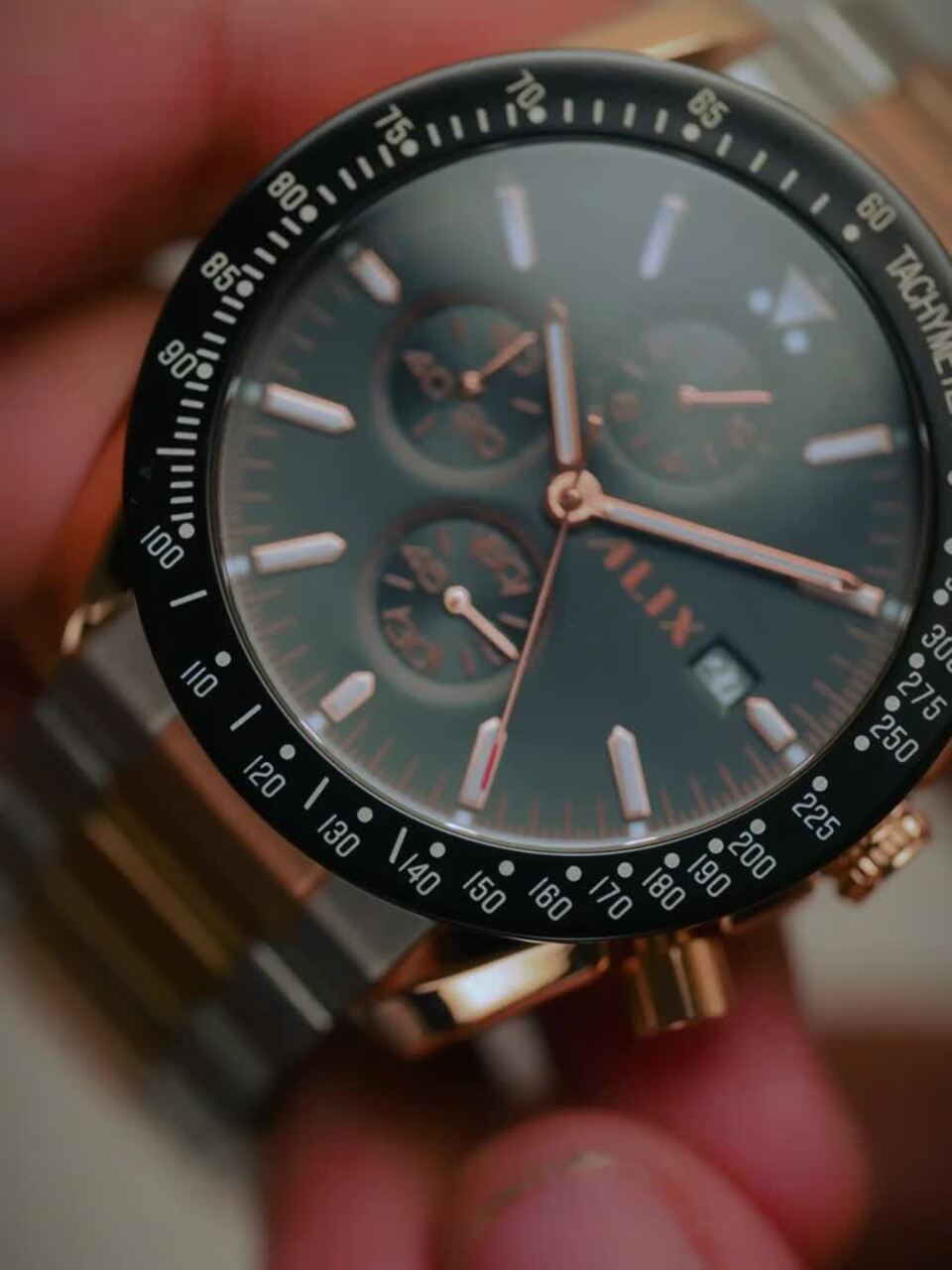 Buy ALIX Men Brass Dial & Stainless Steel Bracelet Style Straps
