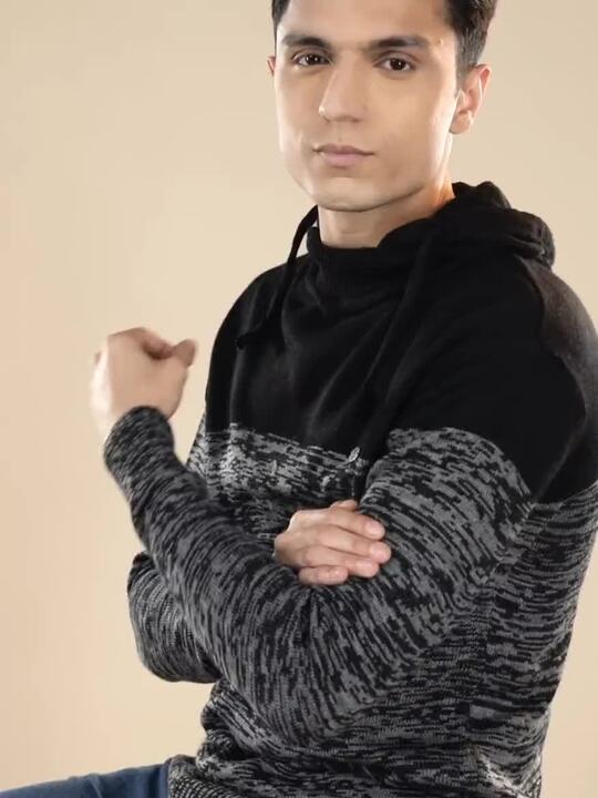 Buy Roadster Black & Grey Hooded Sweater - Sweaters for Men 843412