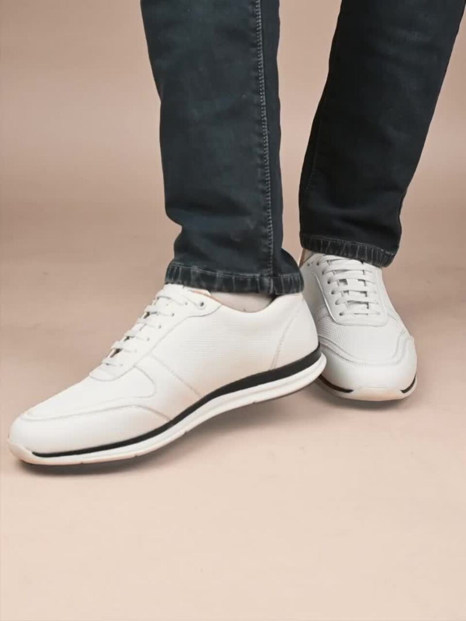 Buy LOUIS STITCH Men's Casual Diamond Embossed Black Sneakers