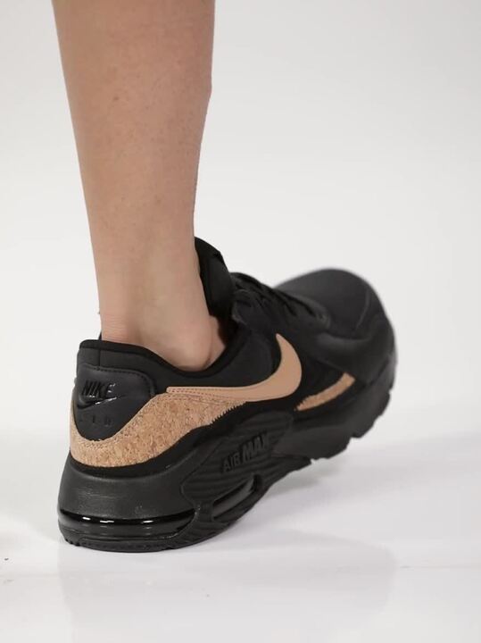 nike air max excee black and gold