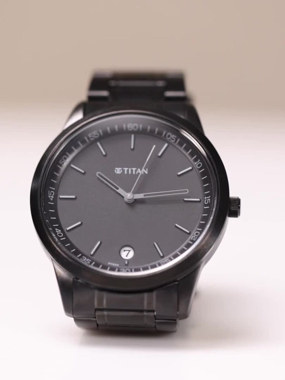 Buy Titan Minimals Quartz Analog With Black Dial Watch For Men