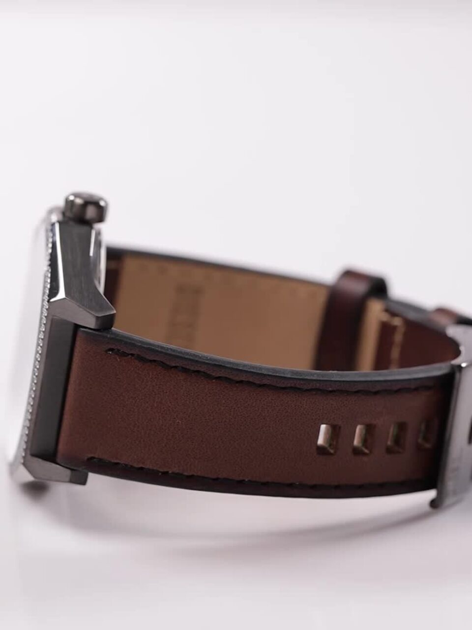 Buy DIESEL Men Scraper Dial & Leather Straps Analogue Watch