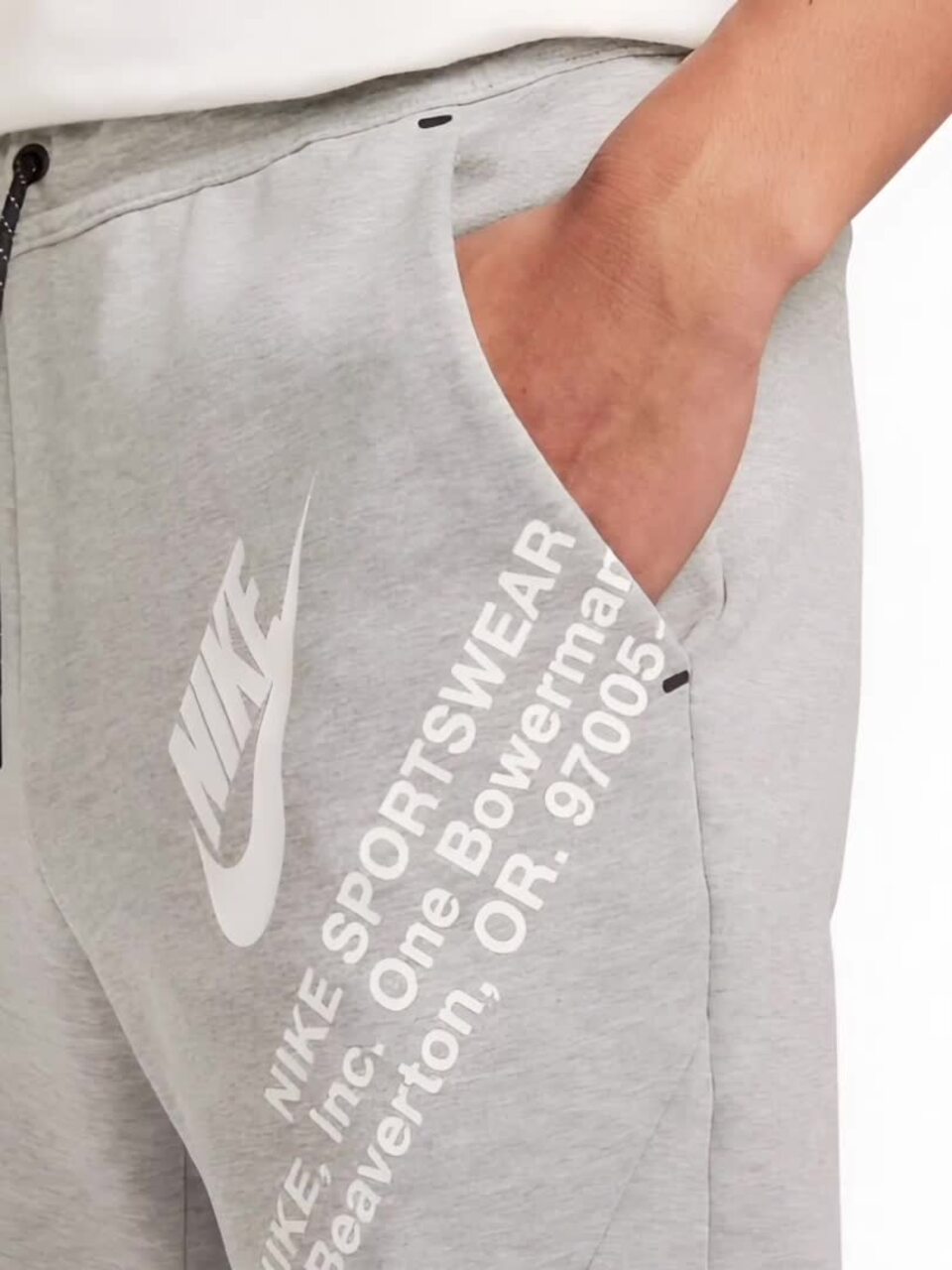 Buy Nike Men Grey Sportswear Tech Fleece Joggers - Track Pants for
