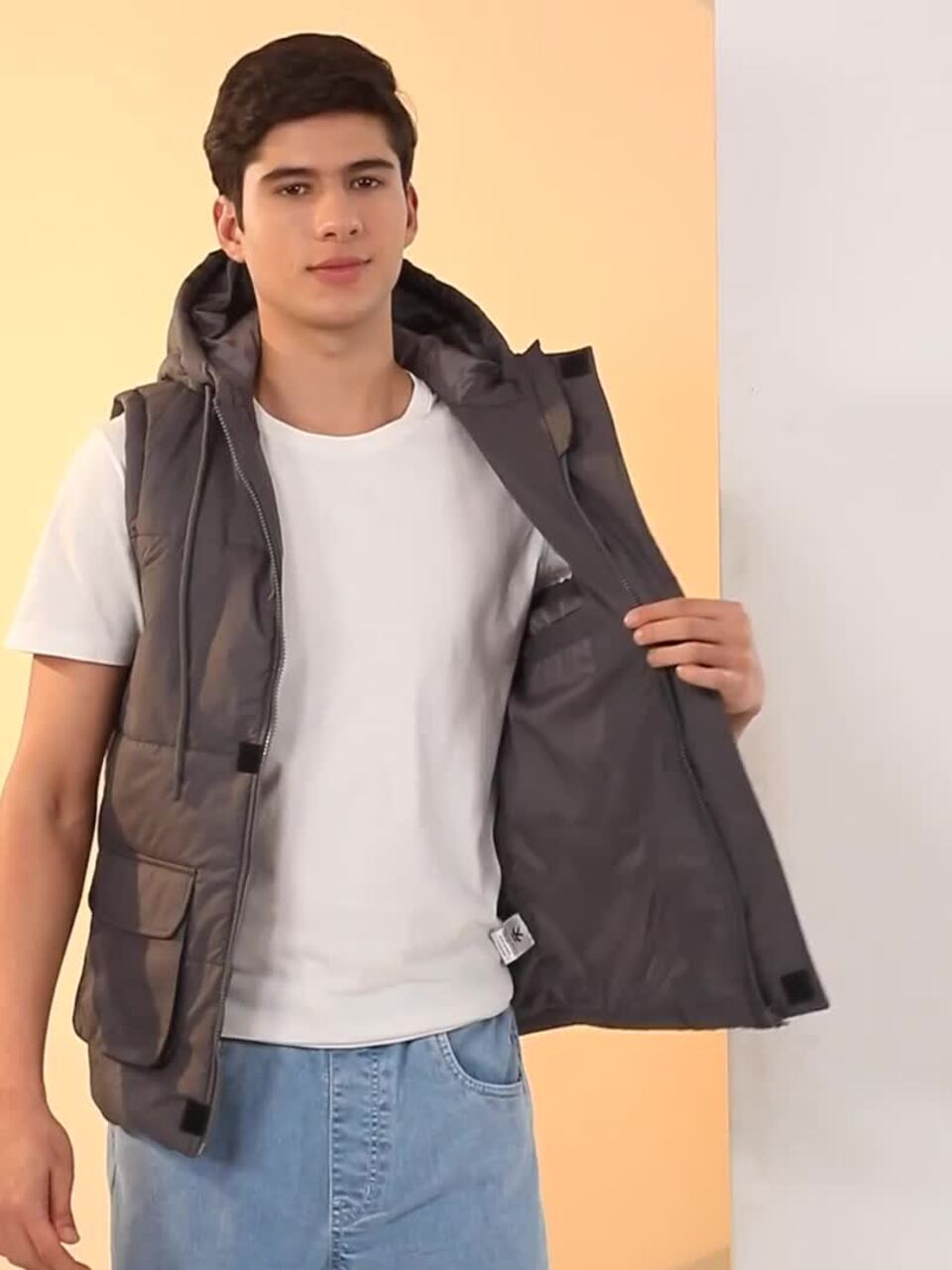 Buy WROGN Sleeveless Padded Hooded Jacket - Jackets for Men