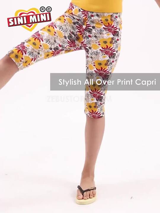 Buy SINI MINI Girls Floral Printed Mid Rise Pure Cotton Capris