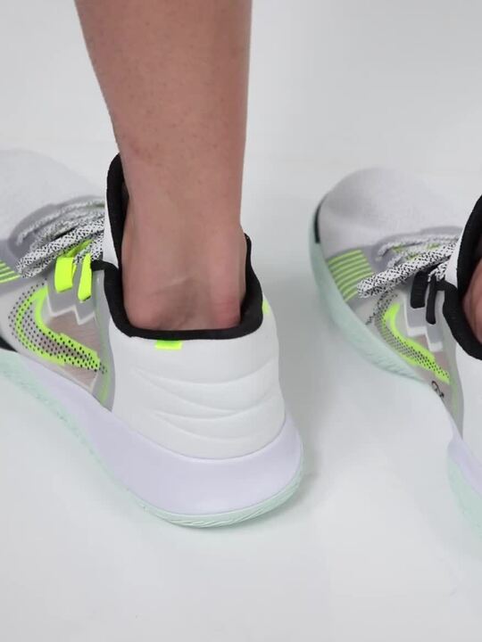 Kyrie Shoes Kyrie Flytrap On Feet Nike Kyrie Flytrap VI Sneakers