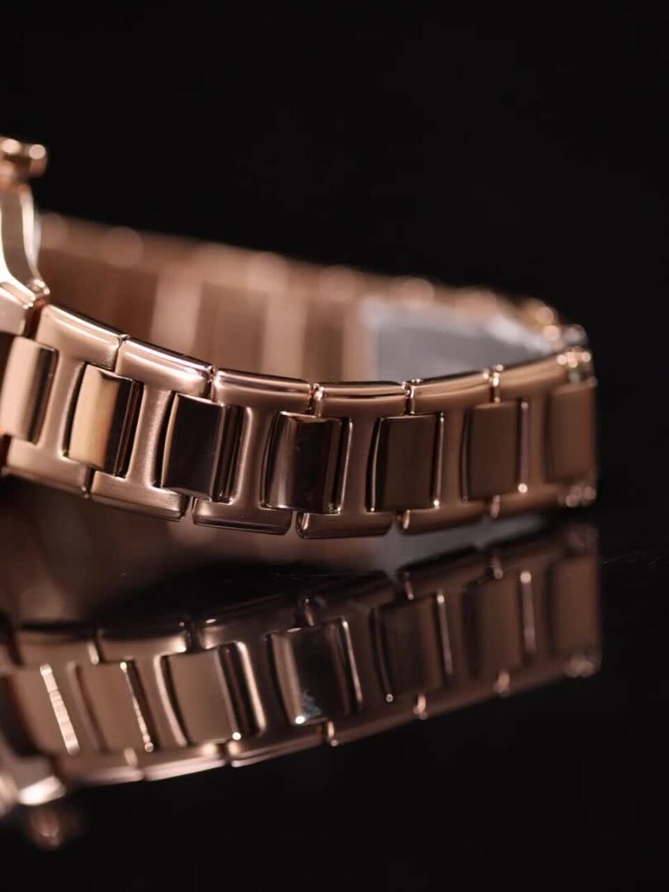 Buy Fossil Women Rose Gold-Toned Analogue Chronograph Watch BQ3721