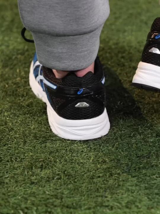 Buy ASICS Men Gel Phonix 7B Woven Design Running Shoes - Sports