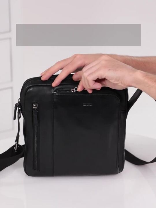 Buy MAI SOLI Men Black Genuine Leather Pilot Crossbody Bag