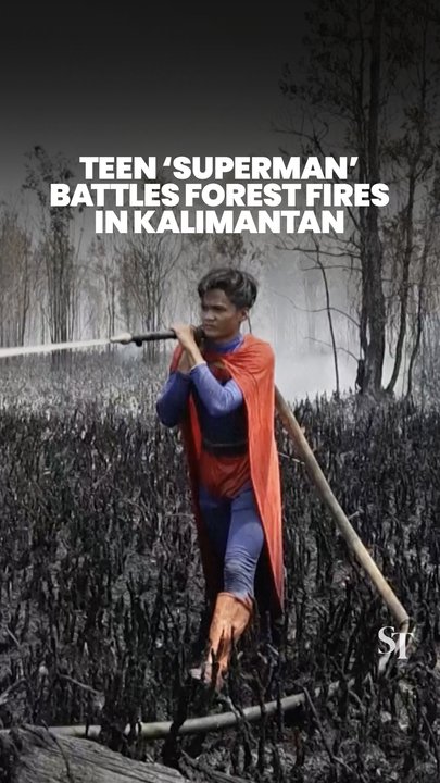 15-year-old ‘Superman’ battles forest fires in Kalimantan, Indonesia
