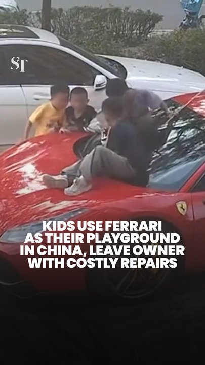 Kids leave scratches on Ferrari in Yunnan after using it as their playground