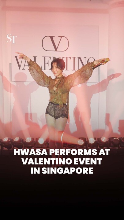 HWASA performs at Valentino Salon in Singapore