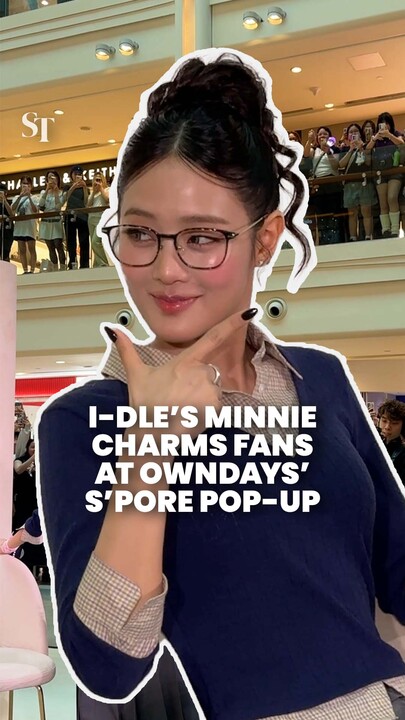 i-dle fans in Singapore crowd mall for a glimpse of MINNIE