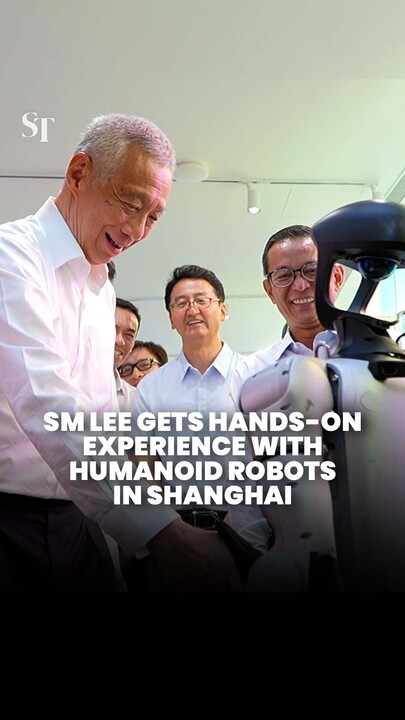 SM Lee gets a literal hands-on experience with China’s humanoid robots in Shanghai