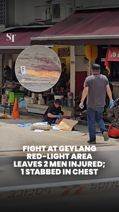 Fight at Geylang red-light area leaves 2 men injured; 1 stabbed in chest