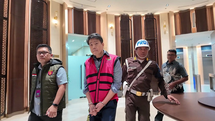 Indonesia prosecutors detain coal tycoon Samin Tan in graft case