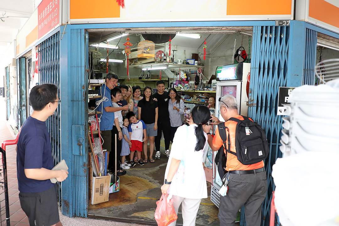 Beloved 85-Year-Old Tiong Bahru Provision Shop Pin Pin Piau Kay Making A  Comeback - 8days